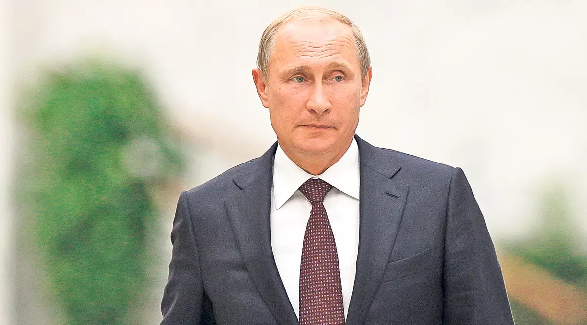 Vladimir Putin este posedat de Satana