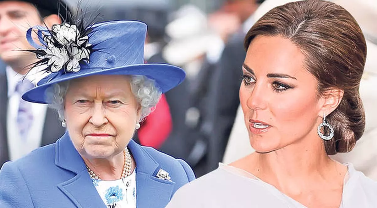 DEZVĂLUIRE GRAVĂ despre sarcina lui Kate Middleton! Acuzații urâte la adresa Casei Regale britanice