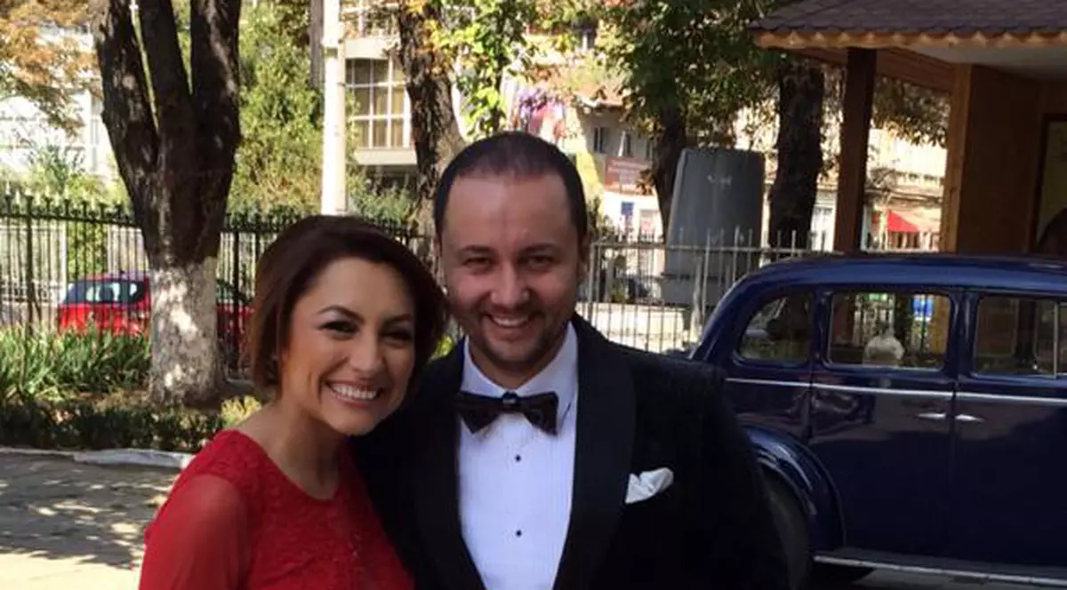 Ce familie frumoasă! Andra şi Măruţă, naşi pentru nepotul lui Piedone | FOTO