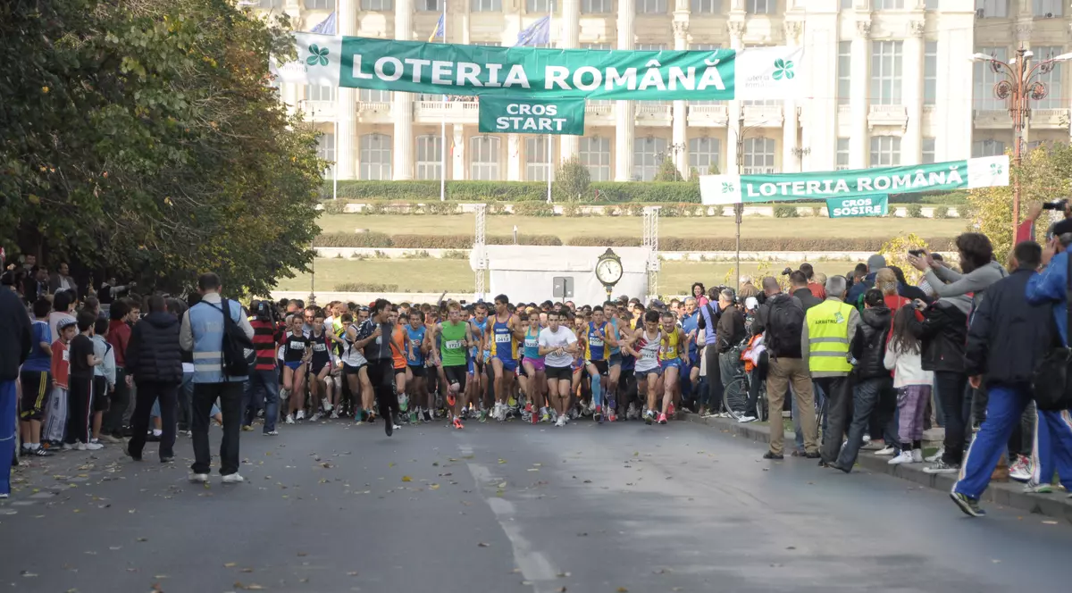 ”Aleargă pentru sănătatea ta!”. Crosul Loteriei are loc duminică, în Piața Constituției