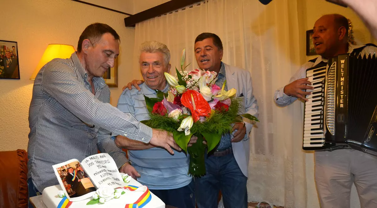 Ion Panțuru, cel care, alături de Nicolae Neagoe, a adus singura medalie olimpică la sporturile de iarnă, omagiat la 80 de ani 