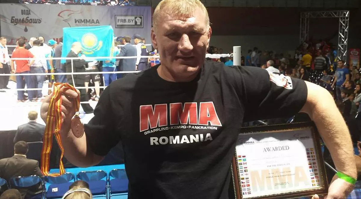 Veteranul Tolea Ciumac a cucerit bronzul pentru România la Mondialele de MMA