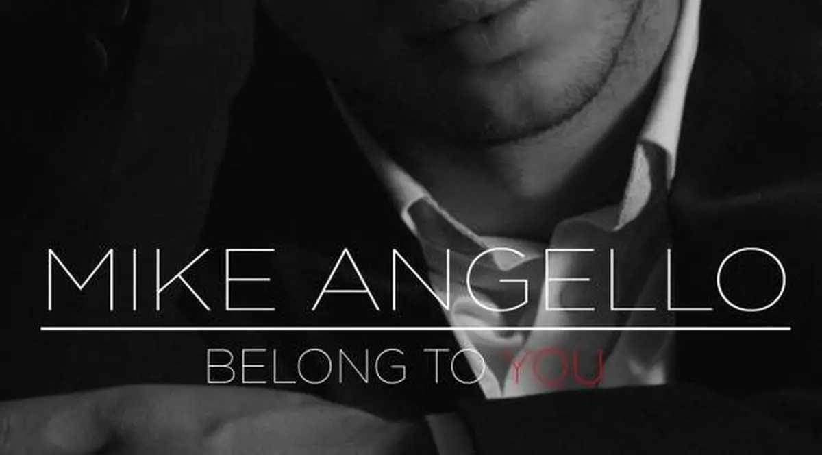 Drama ascunsă a unui cântăreţ român de 26 de ani! Mike Angello a suferit un transplant de ficat în Germania | FOTO