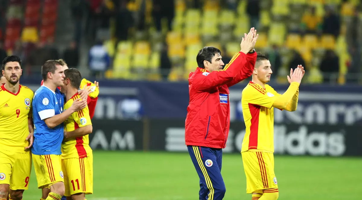 VIDEO / Tricolorii se distrează pe facebook cu faze comice 