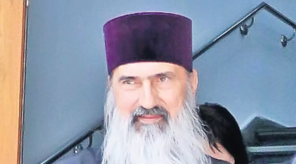 Arhiepiscopul Tomisului a mers ieri la DNA