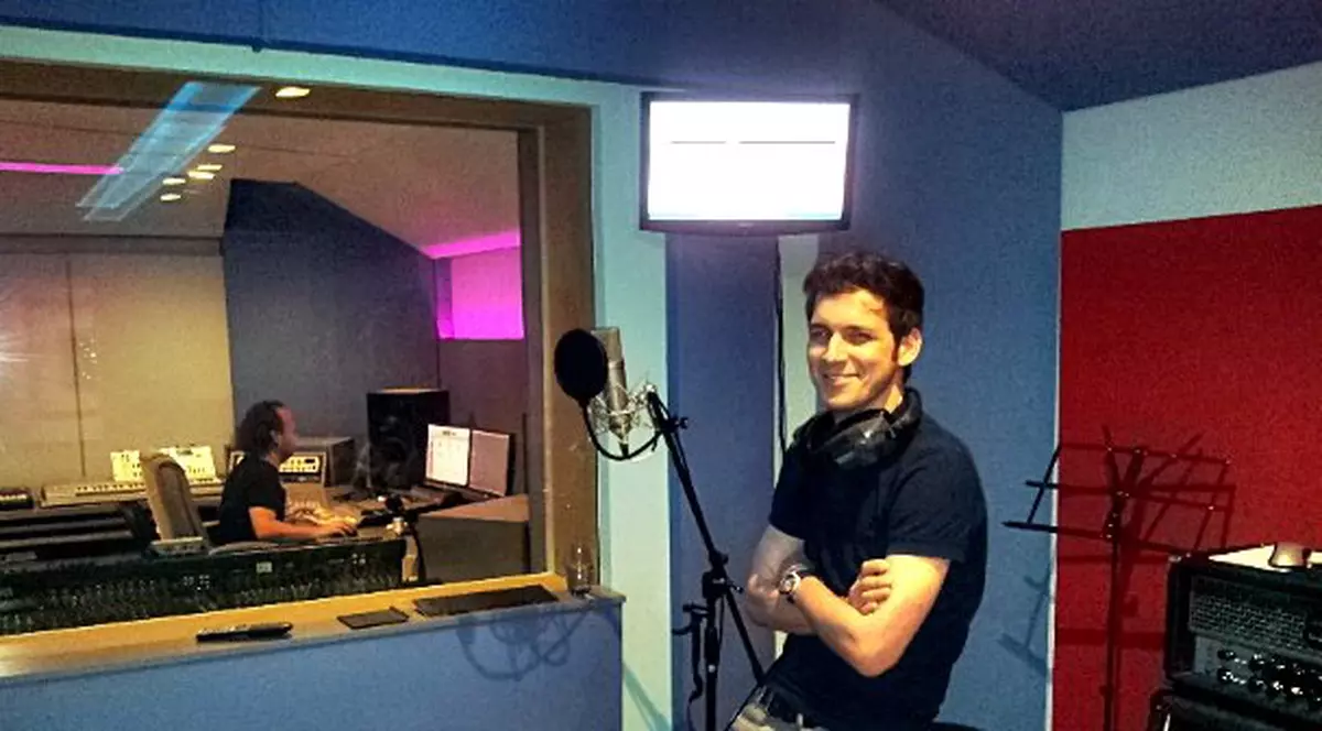 MESAJ TULBURĂTOR pentru Claudiu Roman, jurnalistul care şi-a pus capăt zilelor. Ţi se rupe SUFLETUL