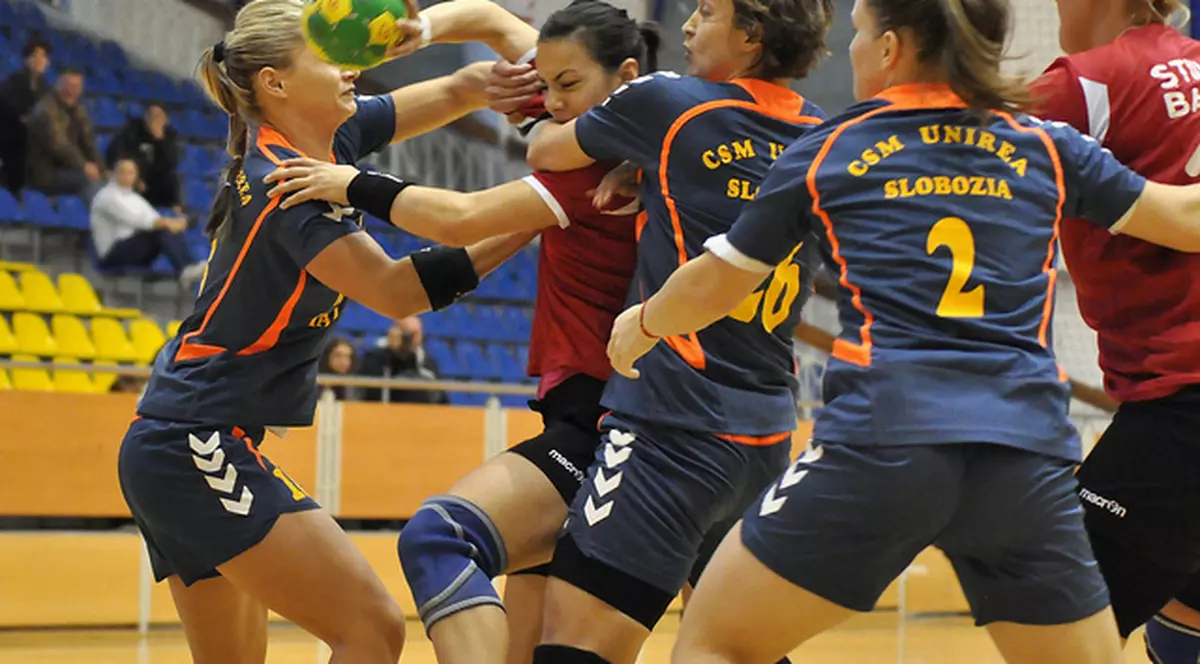 Fetele de la Mureşul vor să se retragă din ligă, din cauza arbitrajului de la Slobozia!