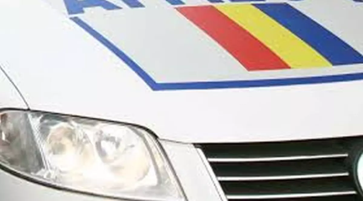 O femeie a murit după ce a căzut într-o fosă septică. Era în vizită la părinți, în județul Vaslui
