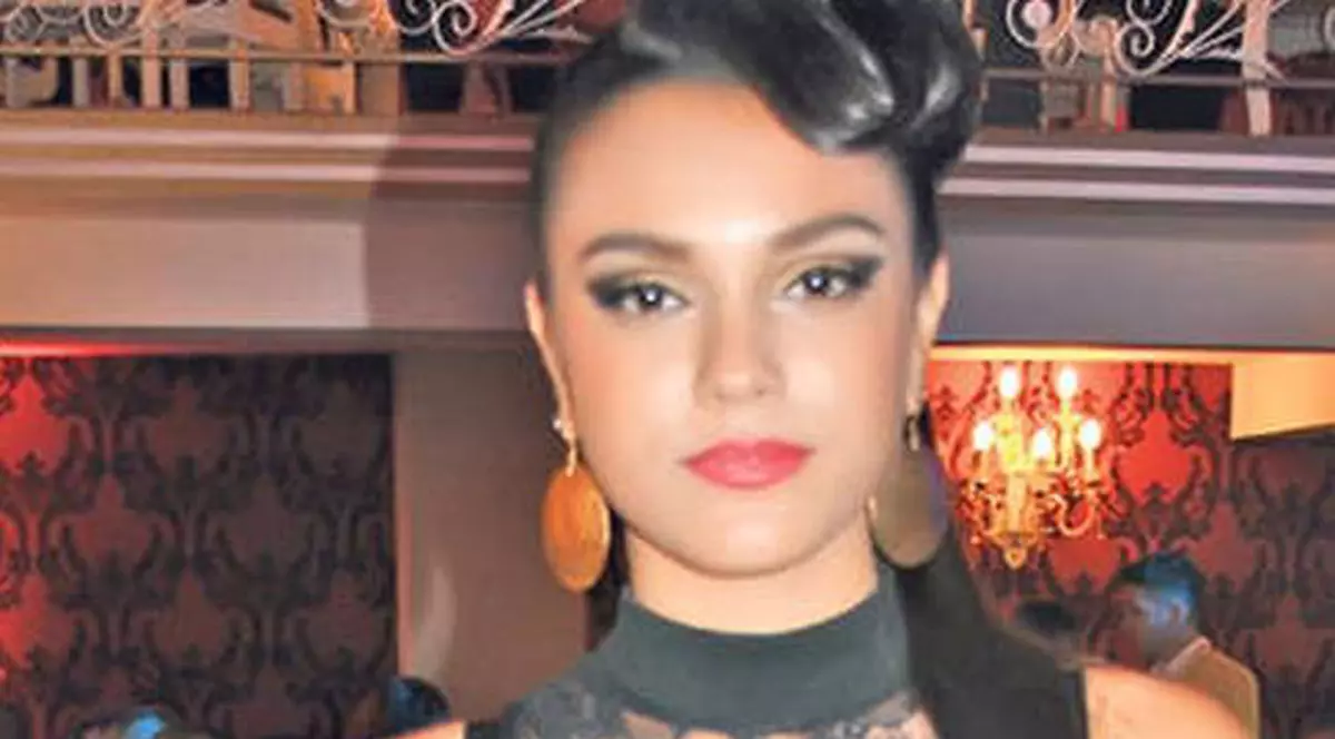 I-a arătat EA LUI MINUNE! Ce spune CARMEN, fiica manelistului, despre fuga de acasă, la 6 luni 