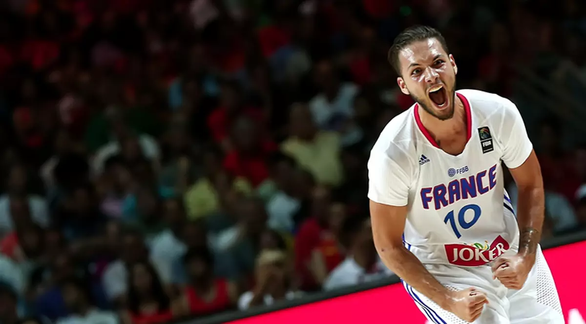 Franţa a învins la limită Croaţia în ”optimile” C.M. de baschet
