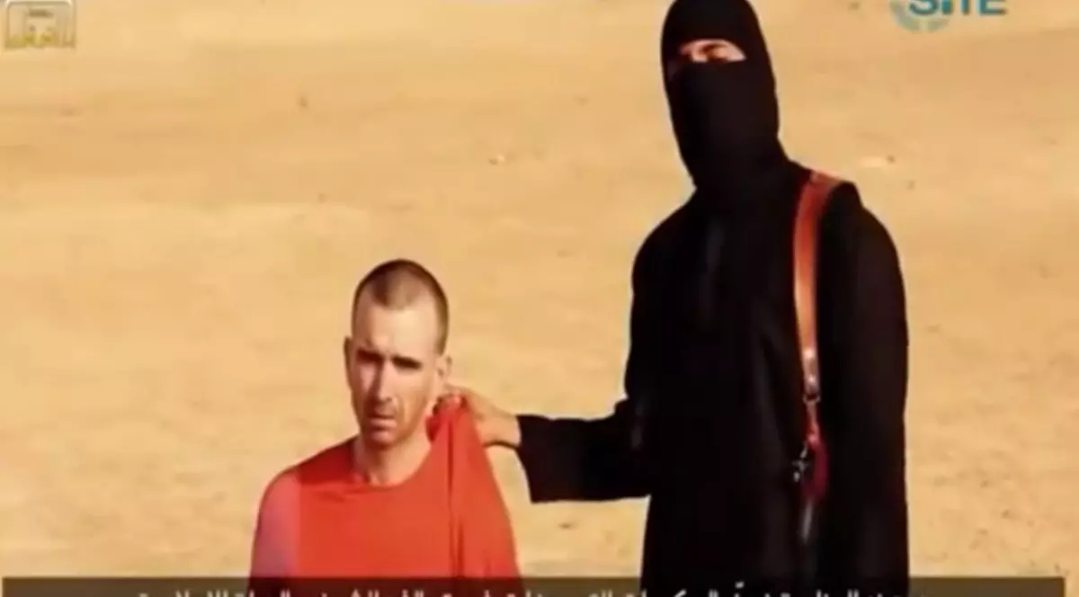 "LĂSAŢI UN OM NEVINOVAT SĂ MOARĂ". Apelul disperat al prietenilor JURNALISTULUI britanic ŢINUT OSTATIC DE ISIS