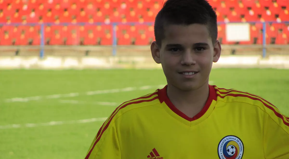 România lui Ianis Hagi debutează astă-seară la Turul de Elită