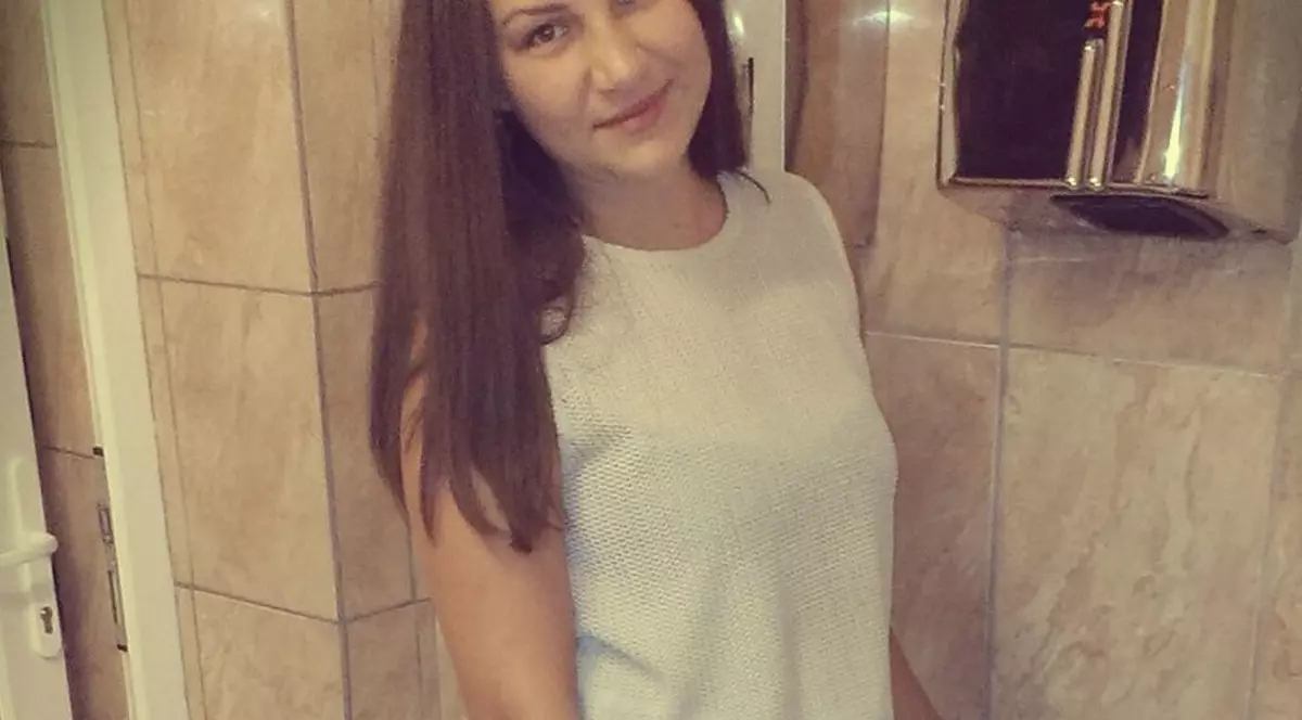 O adolescentă, GĂSITĂ FĂRĂ SUFLARE ÎN CASĂ! A MURIT SUBIT, la doar 16 ani