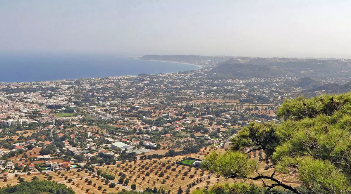 IDEI DE VACANŢĂ. Orașul antic Ialyssos din Rhodos, pitorescul pentru familii
