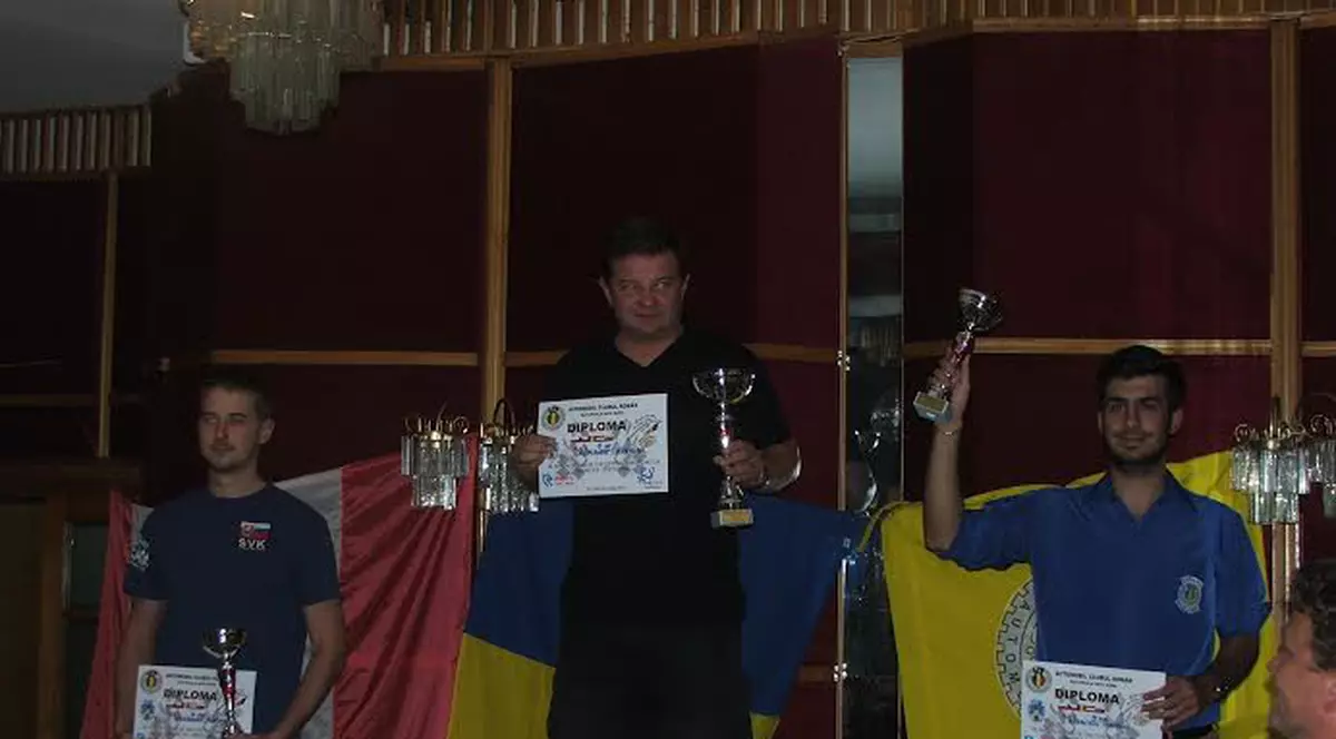 PREMIERĂ: Primul român selectat la cursurile unei academii FIA!