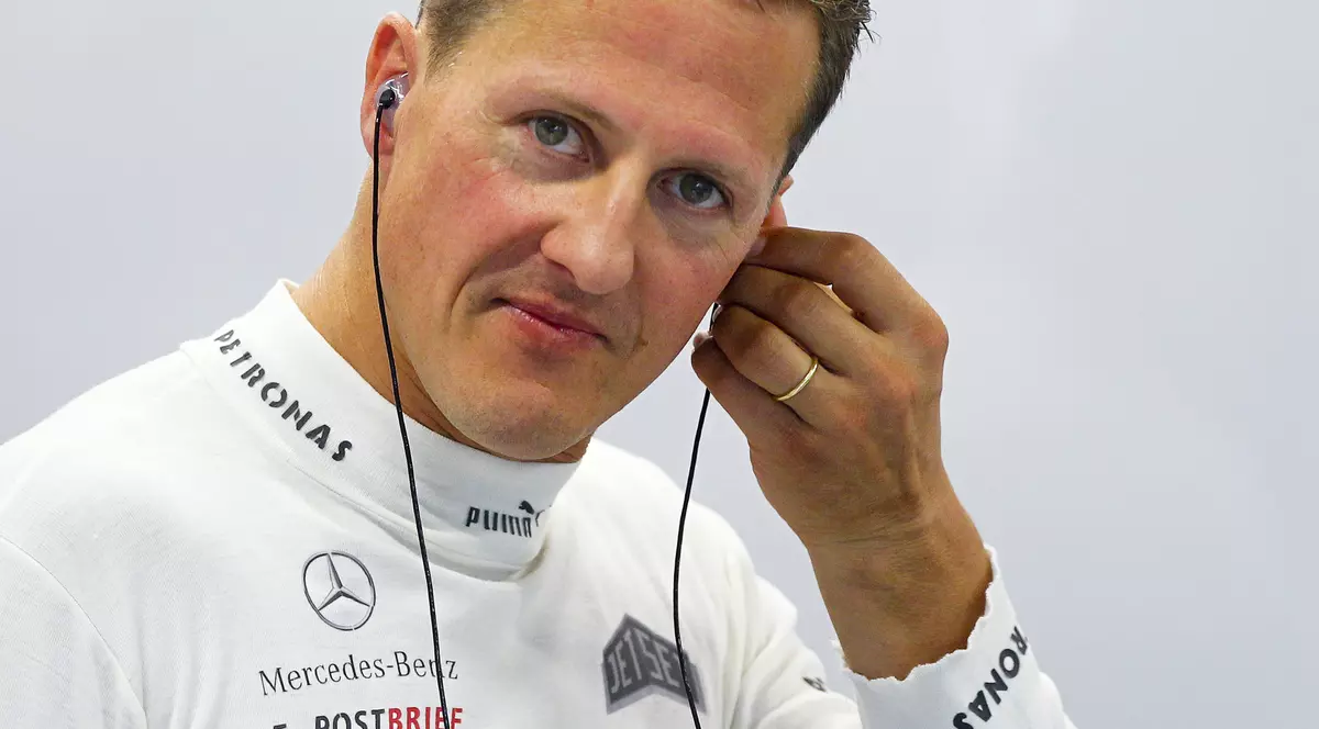 Michael Schumacher AR PUTEA FI EXTERNAT ÎNAINTE DE CRĂCIUN! Uite ce spune presa germană
