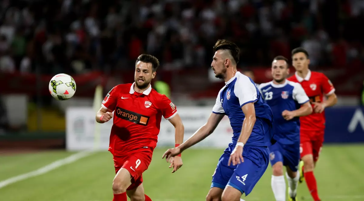 Când a reuşit ultima dată o echipă din România să termine sezonul neînvinsă