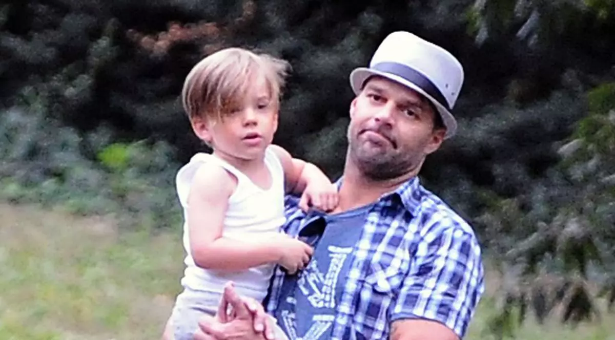 Ricky Martin caută MAMĂ SUROGAT. Mai vrea o FETIŢĂ