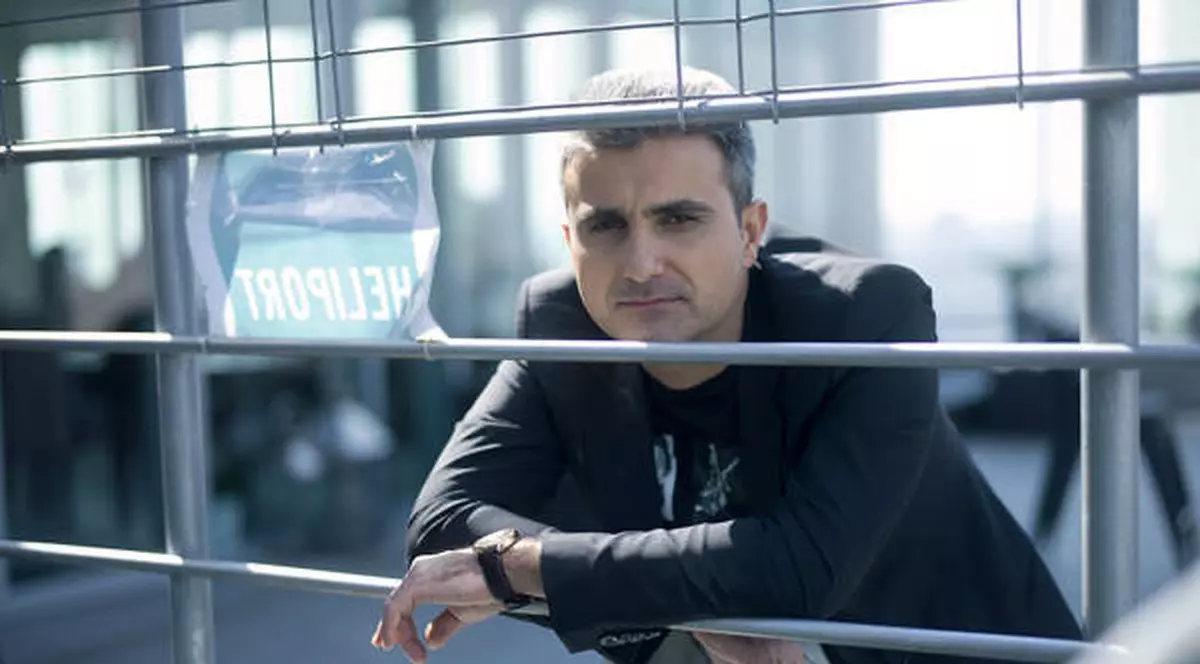 Un fost OFIŢER SRI demontează dezvăluirea lui Robert Turcescu