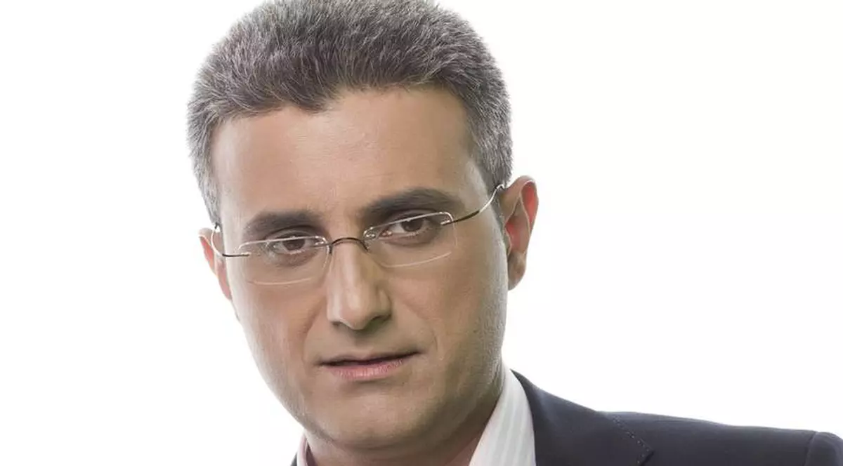 Robert Turcescu, MESAJ BIZAR: "Am fost LOCOTENENT-COLONEL, sub ACOPERIRE" E o GLUMĂ, un PROMO sau o MĂRTURISIRE-ŞOC