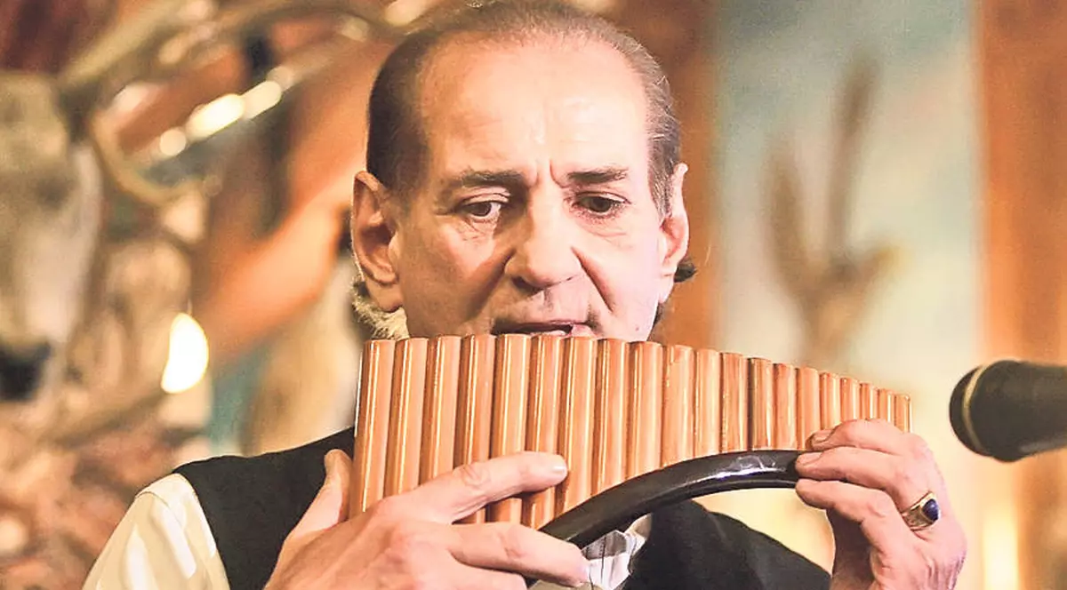 SCANDAL între GHEORGHE ZAMFIR ŞI IRINA LOGHIN. NAISTUL A RĂBUFNIT: "Este o MINCINOASĂ"