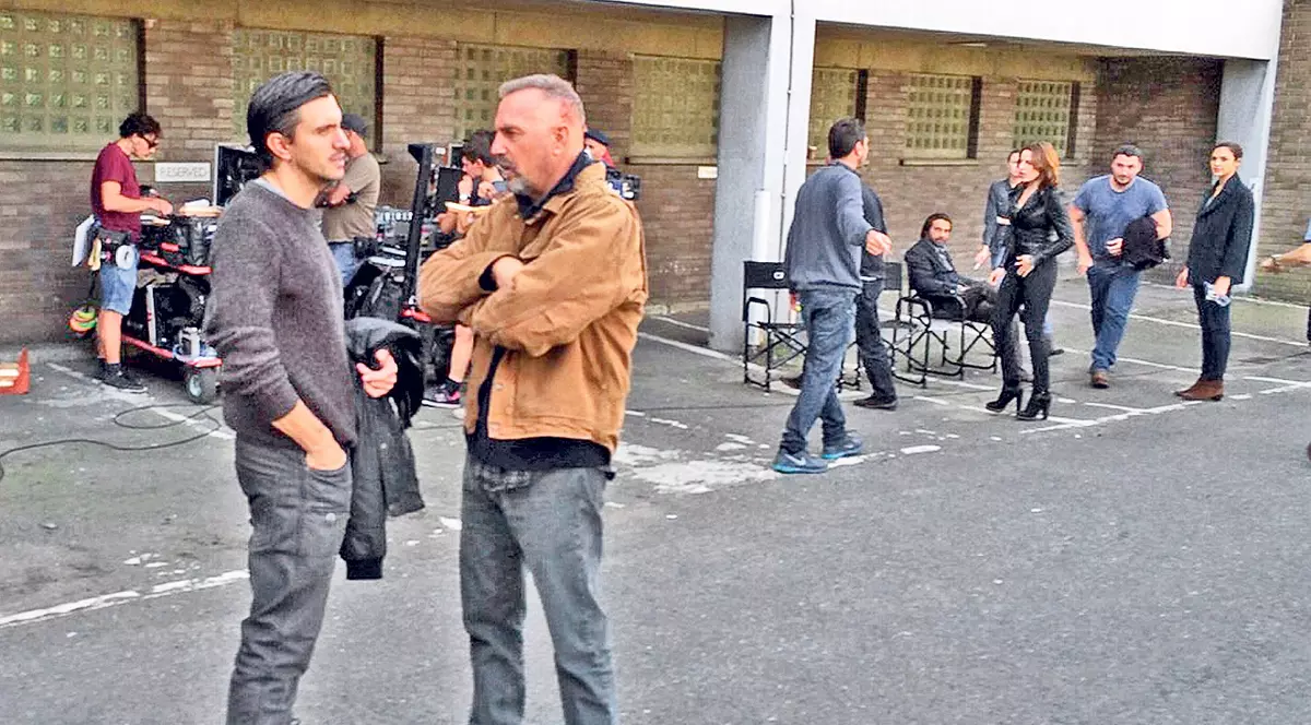 Dragoş Săvulescu, fostul boss de la Dinamo, joacă alături de Kevin Costner şi Ryan Reynolds!