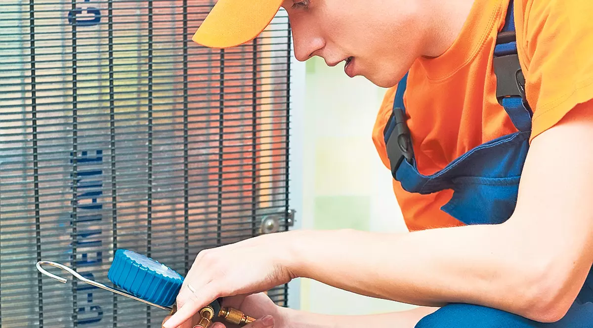 Cine te despăgubeşte când cade curentul?