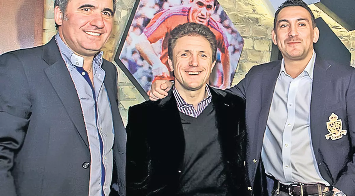 Gică Popescu a fost vizitat la Penitenciarul Rahova de foştii colegi de la echipa naţională