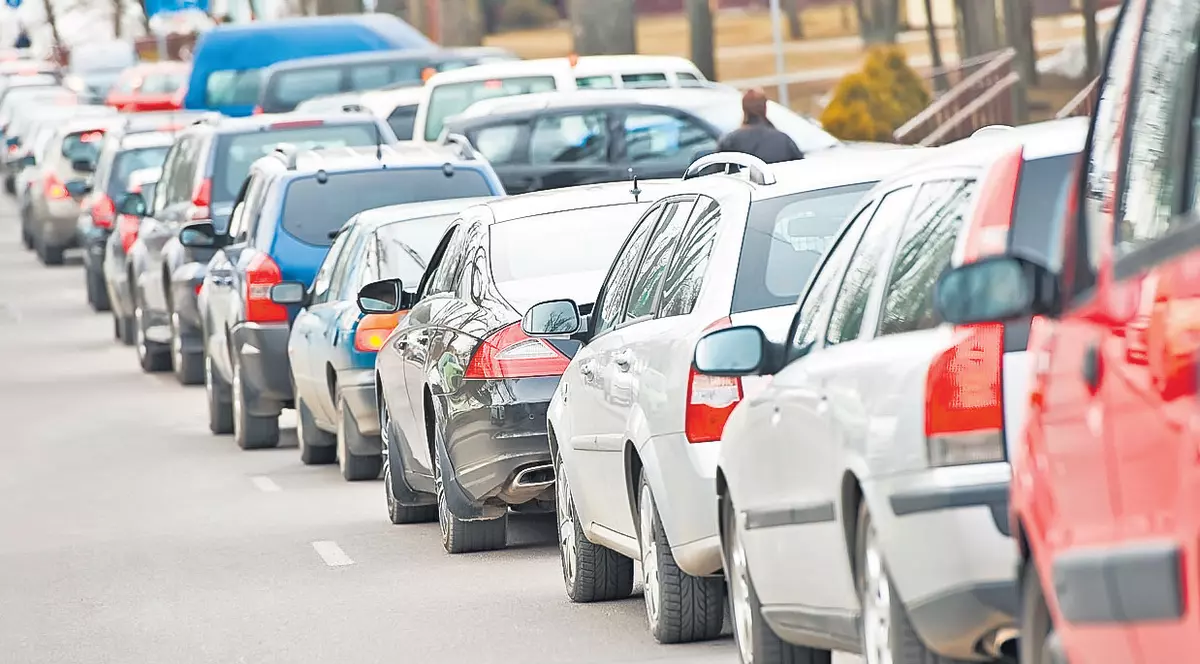 UE vrea să interzică maşinile diesel