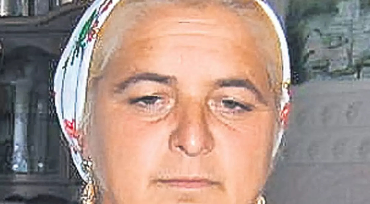 Mătușa lui Leo de la Strehaia, «călcată» iar de mascați!