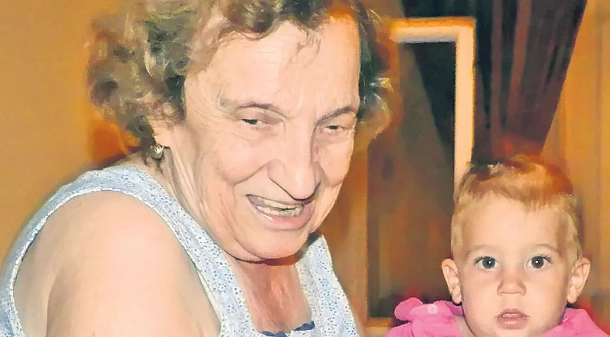 Bani aruncați pe Țeapa Sâmbetei! Bunica s-a ciocnit de metoda «Accidentul»