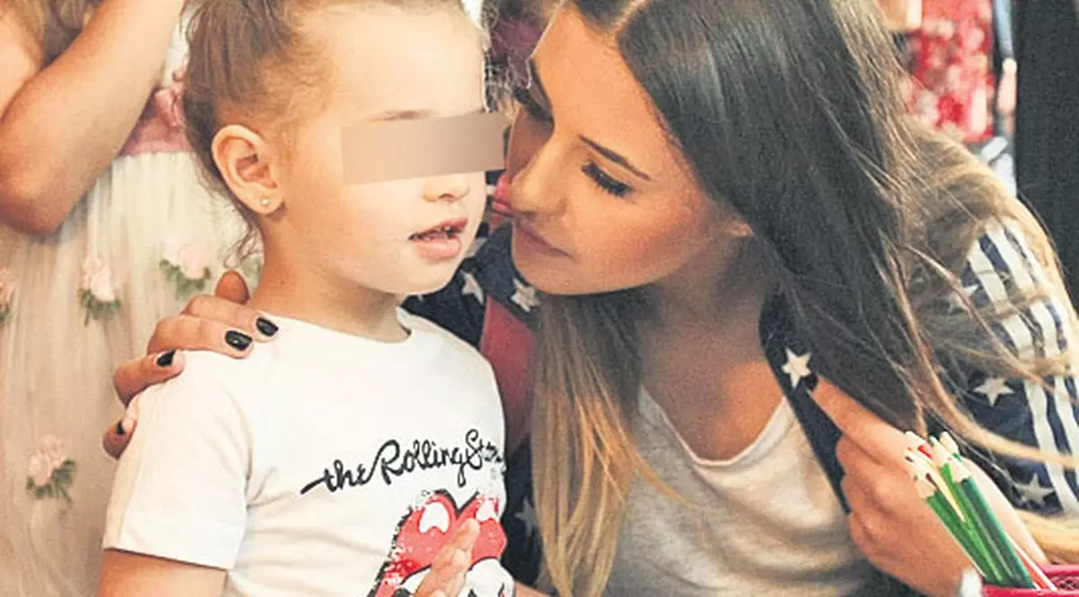 Antonia nu şi-a învăţat fiica limba natală!