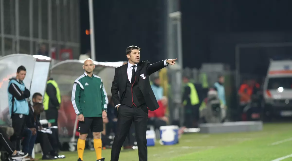 Isăilă a depus memoriu împotriva lui Ioan Niculae: "Vreau banii din contract"