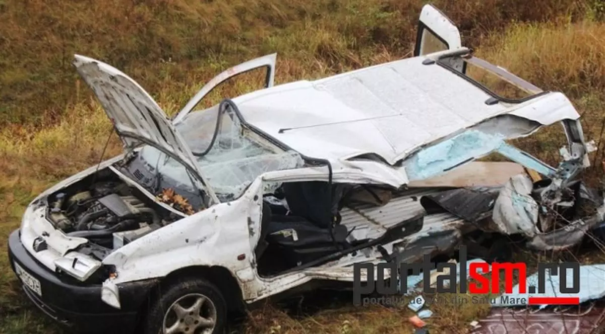 Tragedie lângă Baia Mare. O mamă și copilul ei au decedat pe loc într.un accident rutier