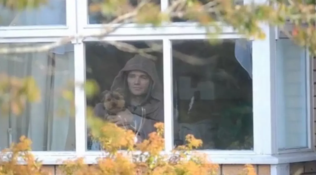 Tehnologia care-ți protejează casa, dar te face și vulnerabil. Hoții te pot spiona mai rău ca în filme