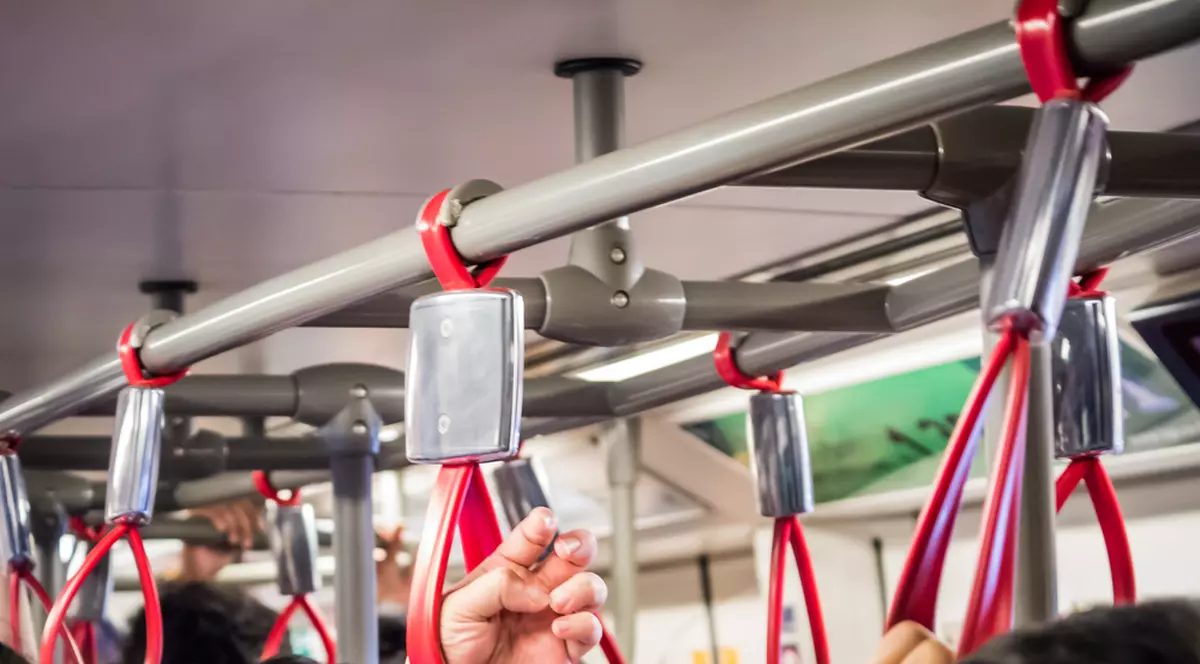 Ce boli poți lua din mijloacele de transport și cum să le eviți