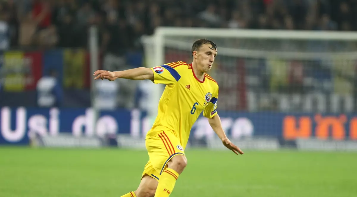 Fanii protestează faţă de plecarea lui Chiricheş de la Tottenham