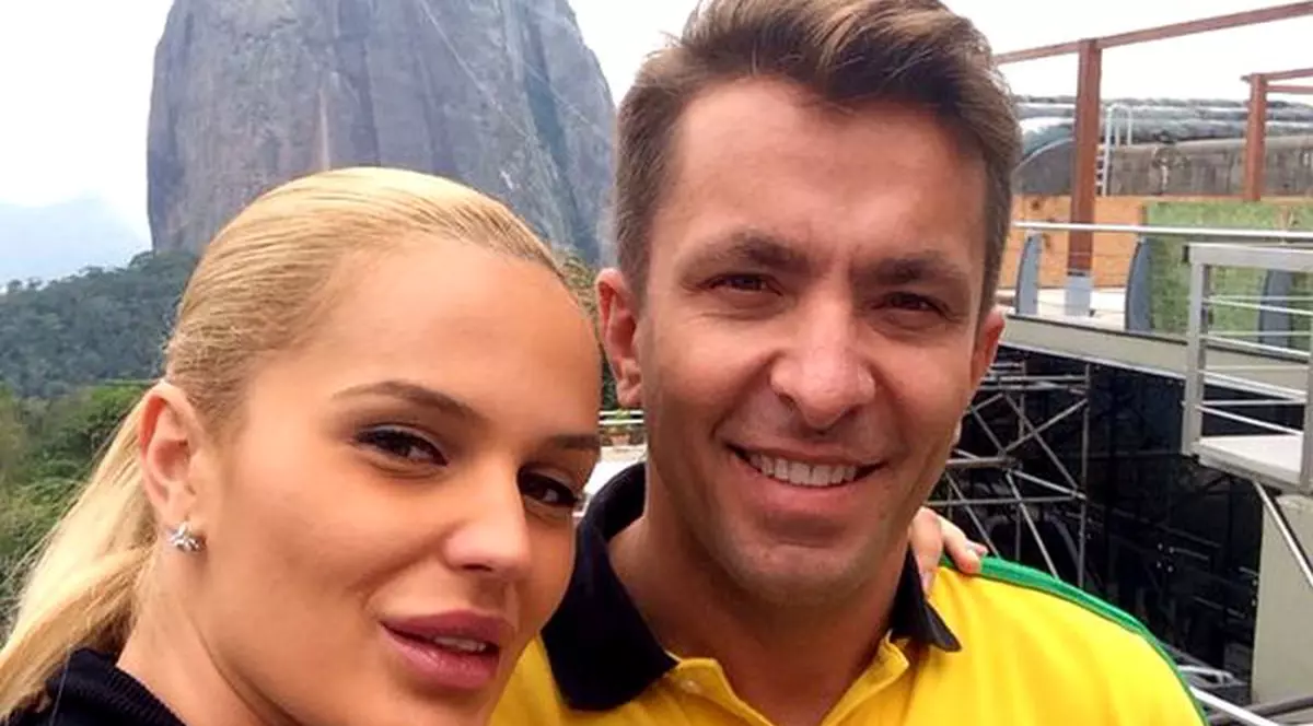 Vacanţă de neuitat pentru hair-stylistul Cristi Pascu! Unde şi-a sărbătorit ziua de naştere | FOTO