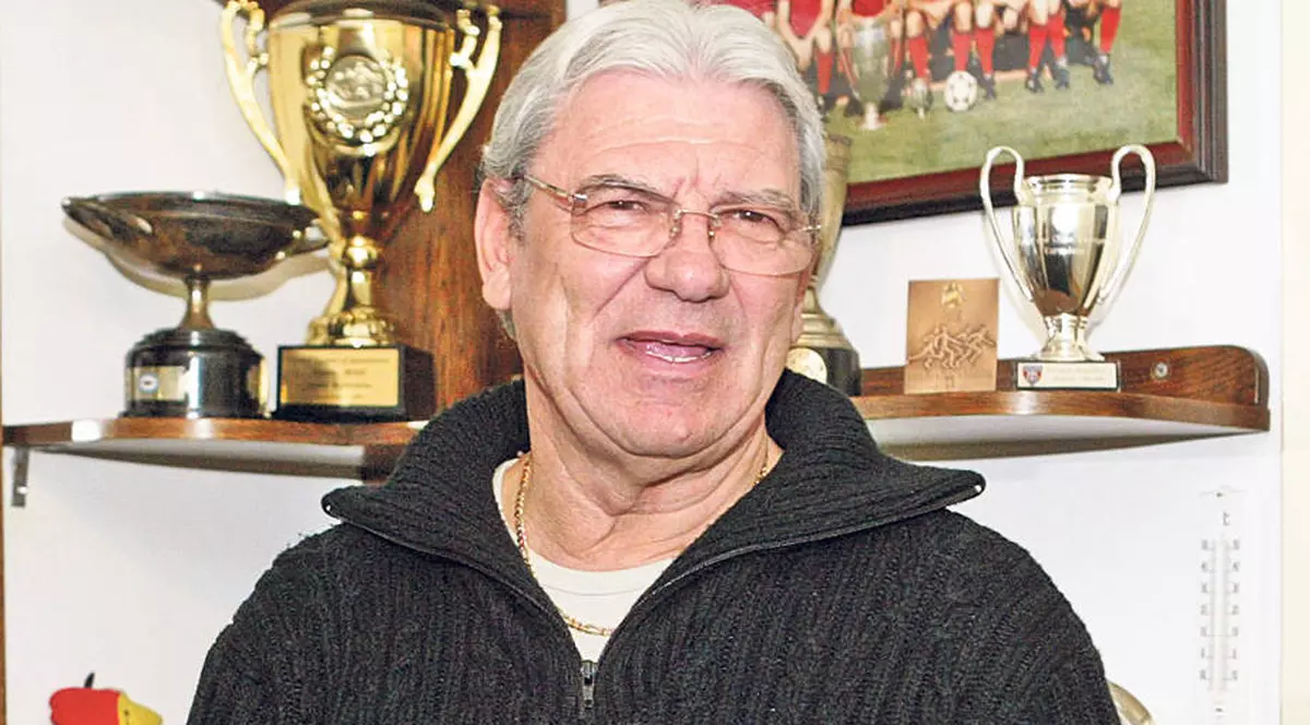 Emeric Ienei dă sfaturi FRF: ”Doar ei ar fi potriviţi să-l înlocuiască pe Piţurcă!”