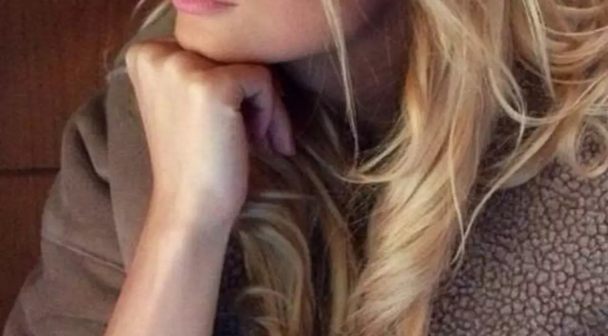 LORA ARUNCĂ BOMBA despre DIVORŢ: "E trist că viaţa ne-a adus ÎMPREUNĂ"