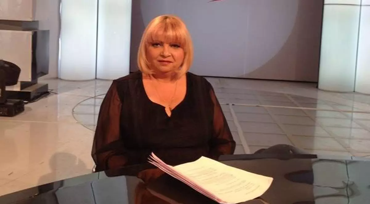 Nu ai VĂZUT-O NICIODATĂ AŞA! Cum arată "TANŢA" MIREASĂ!