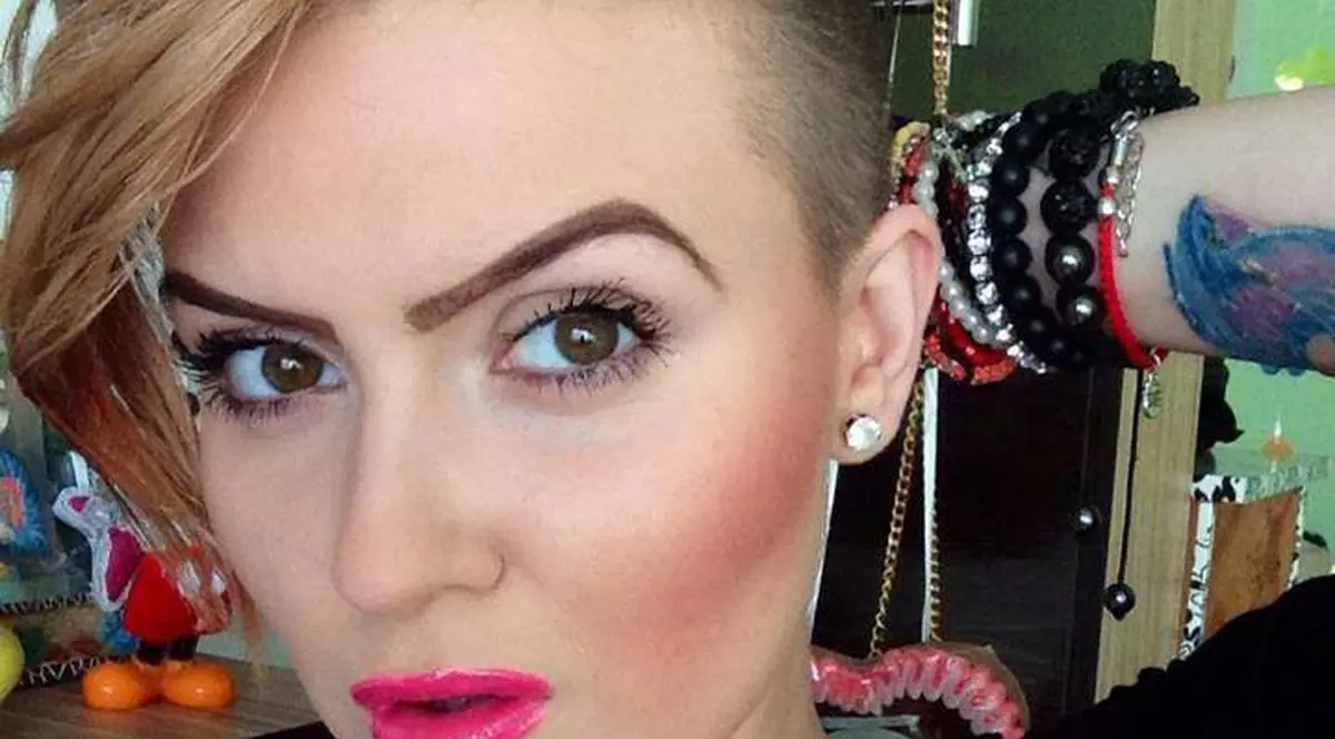 "Mă strigă lumea pe stradă OACHE". Artista care s-a pricopsit cu o PORECLĂ din cauza UNUI CÂNTEC