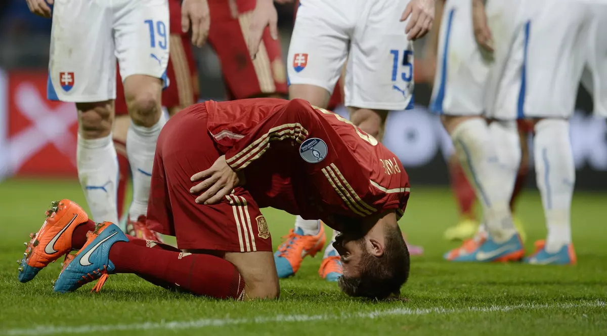 Nici Shakira nu-i mai poate alina suferinţa! Pique a fost îngenucheat în Slovacia