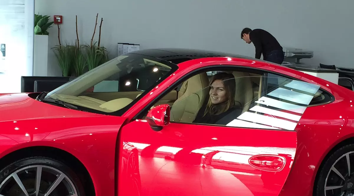 Simona Halep şi-a tras maşină de fițe! SUPER GALERIE FOTO