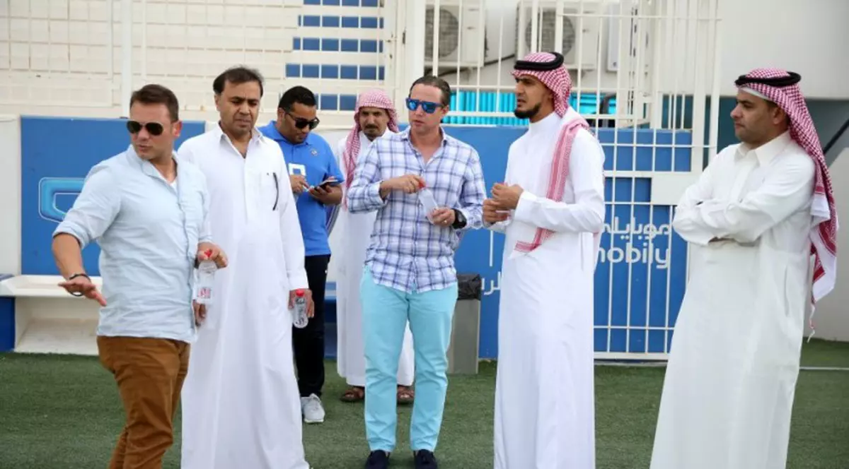 GALERIE FOTO / Reghe a plecat în Australia. Ce au făcut jucătorii saudiţi în avion