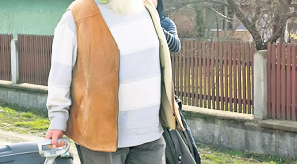 Cu jalba-n proţap la tribunal! Decebal Traian Remeş e foc şi pară