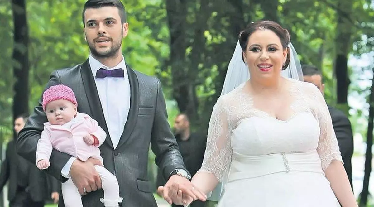 DECIZIE RADICALĂ luată de OANA ROMAN şi soţul ei! Are LEGĂTURĂ cu FETIŢA LOR!