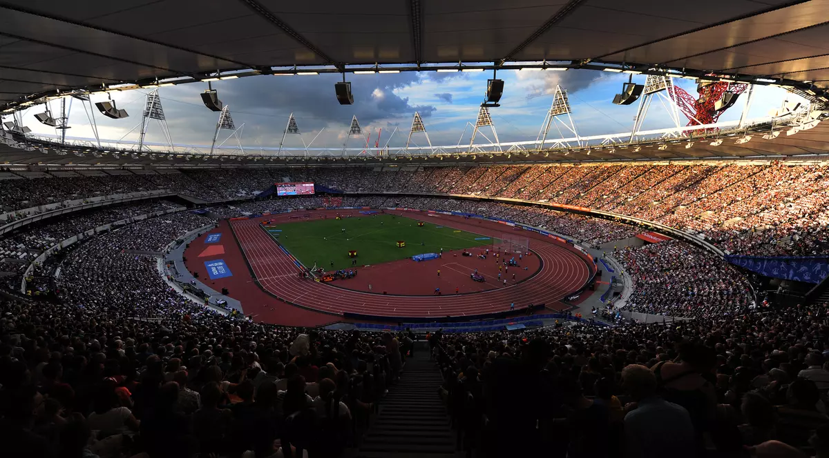 GALERIE FOTO / Incendiu pe stadionul Olimpic din Londra. Ce pagube s-au înregistrat  