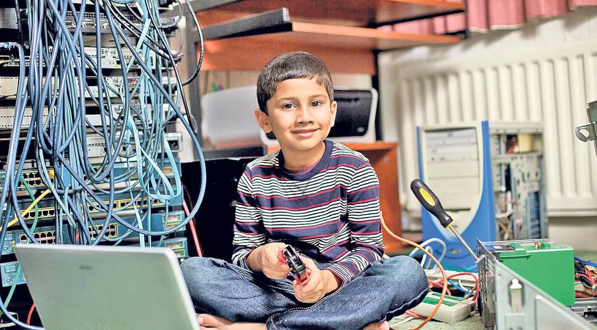 Un britanic de 5 ani e cel mai deştept copil din lume