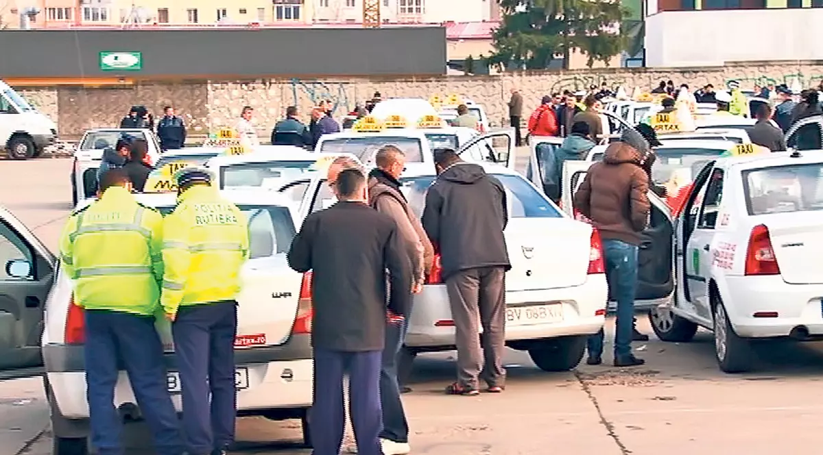 Saci de bani din taximetrie